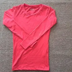 PERFORMANCE GEAR 赤 長袖Tシャツ -150-