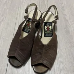 最終価格！美品ミハマ　サンダル23㎝のサムネイル