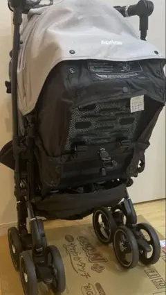 ゴンザレス＊【美品】2022年製ラクーナクッションフリープラス ラクーナクッションフリープラスAD アップリカ最新ベビーカー