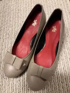 KIBERA ベージュ　2WAYローウェッジパンプス リボンクリップ付き