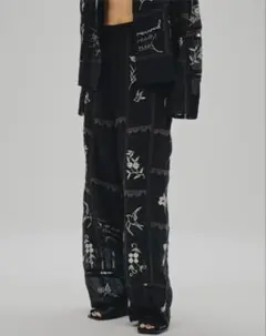 明日まで！FUMIE=TANAKA / サイド エンブロイダリー パンツ - メルカリ