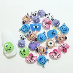 即購入⭕️ モンスターズインク トイストーリー ネイル　ネイルパーツセット