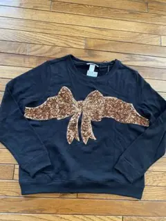 H&M スパンコール付Tシャツ　長袖　黒　S