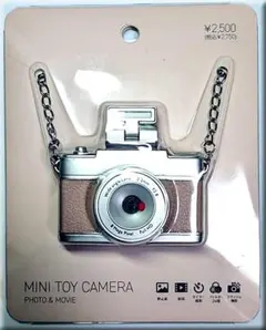 3COINS ミニトイカメラ ピンク（新品未開封・匿名配送）