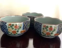 有田焼 聖山窯 梅型 小鉢 波佐見 伊万里 三川内 花柄　3客