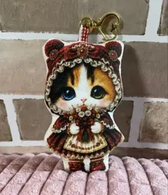 ハンドメイド　ミケ猫ちゃんマスコットチャーム　1点のみ