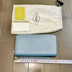 FOSSIL ライトブルー 長財布【即購入可】のサムネイル