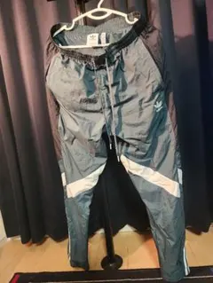 adidas パンツ XL