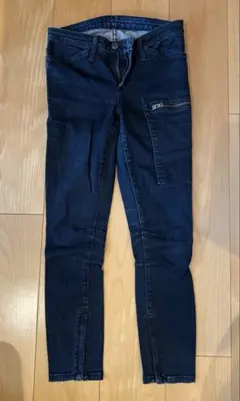 Item thumbnail for item 8f730672-6fd4-436e-a639-bdc1ee97a02b