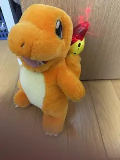 ヒトカゲ　ぬいぐるみ