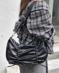 Item thumbnail for item a7223885-6898-4981-9f7e-8be110e4ce13