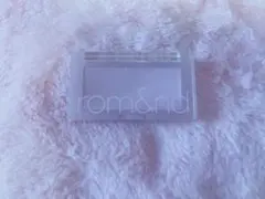rom&nd ベターザンチーク W01 ODI MILKのサムネイル