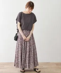 ◎新品サニーレーベル　ボタニカルプリントスカート　フリーサイズ