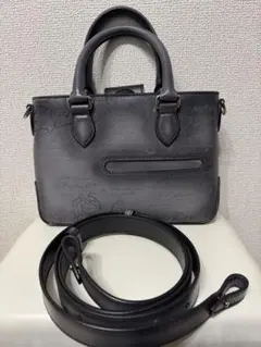 ベルルッティ エミーオガリバーメッセンジャーバッグ - メルカリ