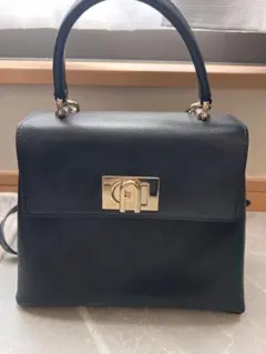 Item thumbnail for item d8bb38b9-368a-40e8-8e59-6ce2ac7fc247