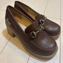 Item thumbnail for item 43119255-9957-4077-aa52-68c14fb878c3