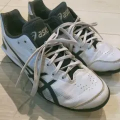 asics スパイクシューズ ホワイト/ネイビー