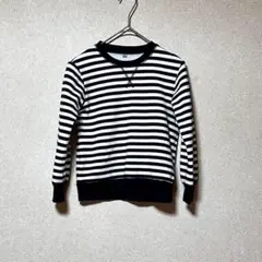 ボーダー柄　長袖トップス　120サイズ　黒 白秋冬カジュアル　キッズ服　通学