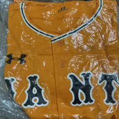読売ジャイアンツ UNDER ARMOR ユニフォーム L