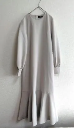 SHIPS.me: ヘム フレア ロング ワンピース　ナチュラル