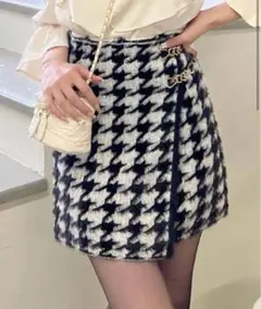 ROYALPARTY シャギー ミニ スカート 千鳥柄 ニットスカートのサムネイル