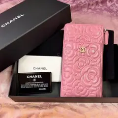 CHANEL カメリア柄 スリムウォレットフォンケース キャビアスキン