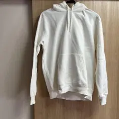 gu パーカー