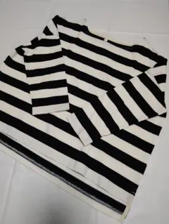 ボートネック　ボーダー　カットソー