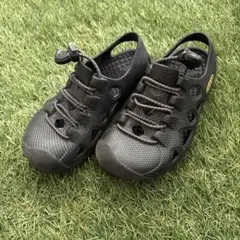 KEEN サンダル ブラック　キッズ　18cm 水陸両用　美品のサムネイル