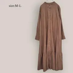 ロングシャツワンピース　スエード生地　バンドカラー　フレア　ブラウン