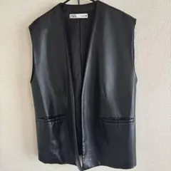 ザラ♡ZARA♡フェイクレザーベスト ジレ レザー調 ジェンダーレス 秋