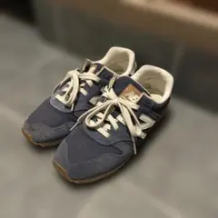 Item thumbnail for item b28f74b9-9af3-459d-9979-d2640d08082b