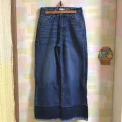 【新品・未使用】裾切りっぱなし風デニムパンツ sサイズ