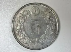 明治38年 一円銀貨 龍のデザイン - メルカリ