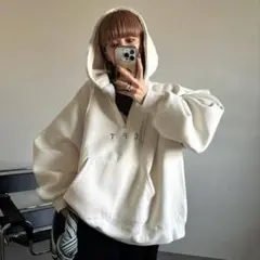 cft. ロゴ スウェット フーディー ホワイト