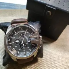 ☆美品☆ DIESEL 時計 DZ4290 メガチーフ 生活 防水 メンズ