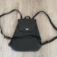 MONCLER 黒キルティングボディバッグフェリシエンヌ（Felicienne