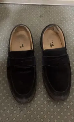 黒 スエード ローファー スニーカー