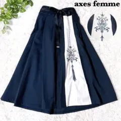 axes femme 刺繍切替スカート　フレアスカート ネイビー　ホワイト
