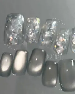 うるぷるネイル　春夏　ゴールド微粒子マグ　きらきら奥行きネイル