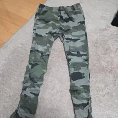 H&M DIVIDED カモフラ柄 ジョガーパンツ 30インチのサムネイル