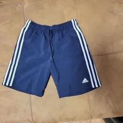 adidas ネイビー 3本ライン ハーフパンツ