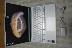 Yoga Slim7 Carbon 13IAP7/i5/8G/256G/タッチのサムネイル