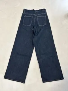 UNIQLO ダークブルー セミワイドデニムパンツ