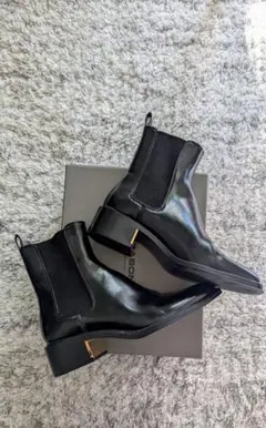 ひろぴょん様専用☆ZARA メタルディテールアンクルブーツ