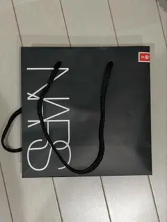 ✴︎新品✴︎即日発送　NARS ショッパーのサムネイル