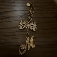 サマンサ　イニシャルチャーム　M