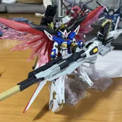 HG デスティニーガンダム ゼウスシルエット完成品 欠損あり　台座付き