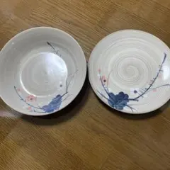 花柄の皿 2枚セット