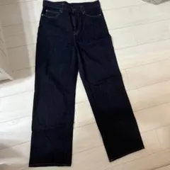 ユニクロ　ダークブルー ストレートデニムパンツ　26（66cm）